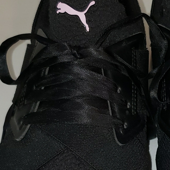 Classy Puma Sneakers  8 - Picture 7 of 8